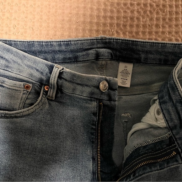 H&M light denim - Picture 2 of 3